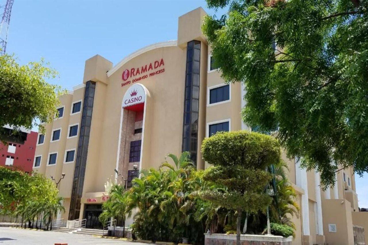 Ramada By Wyndham Princess Santo Domingo Exterior foto